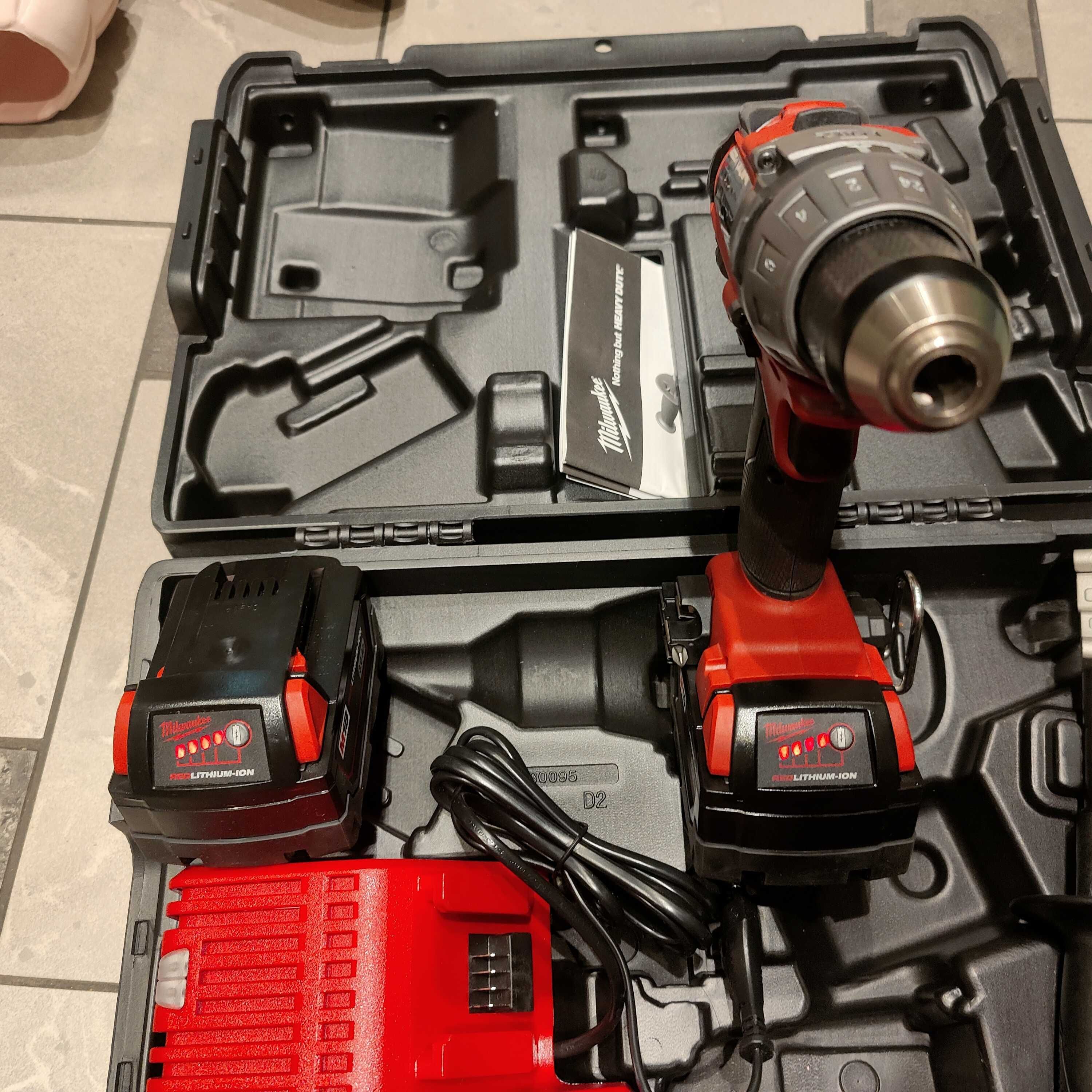 Milwaukee M18-CCD-32C nowa akumulatorowa wiertarka udarowa wkrętarka