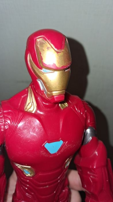 Залізна людина фігура 30см