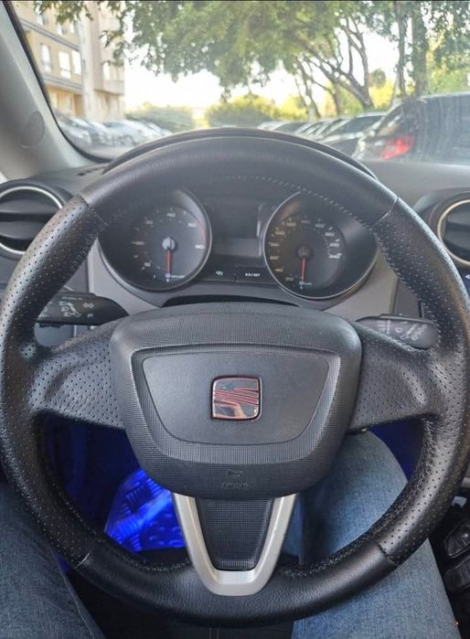 Seat Ibiza 1.2TDI em ótimo estado