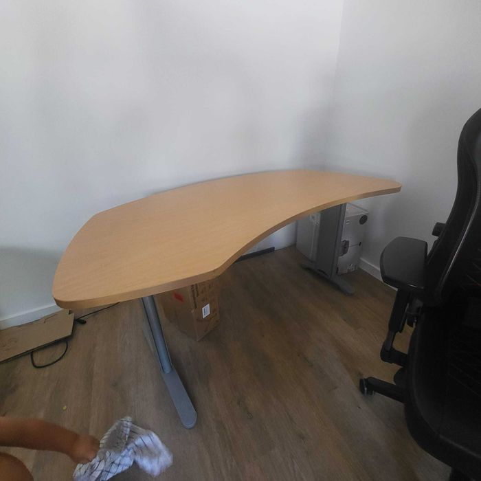 secretária para pc ou estudo