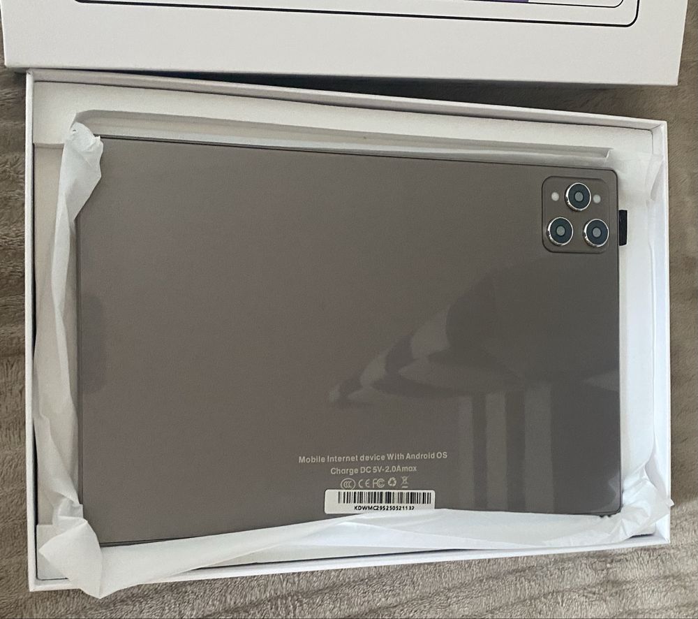 Nowy tablet 10 cali SIM, microSD, wifi, bluetooth Android