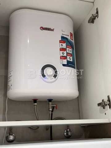 Продам 3 кімн квартиру Драгоманова, 2а  70 кв.м ст.М"Позняки"