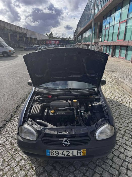 Opel Corsa B 1.7d (Motor Isuzu)