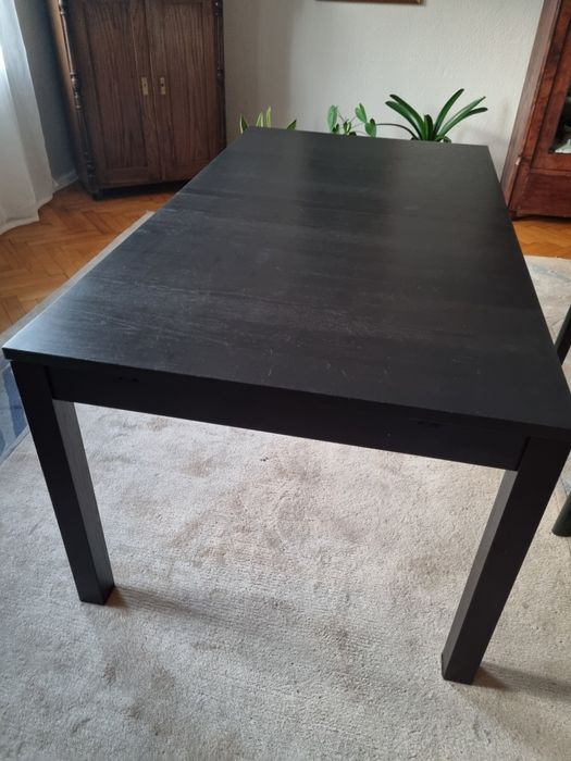 Stół drewniany rozkładany w bardzo dobrym stanie