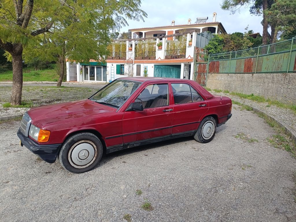 Mercedes 190D 2.0