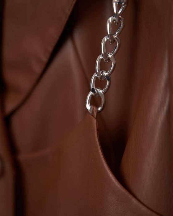 Жакет з екошкіри