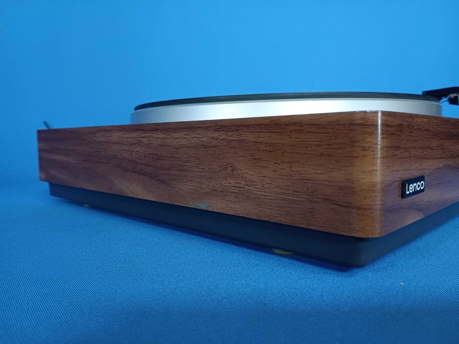 gira-discos LENCO L80