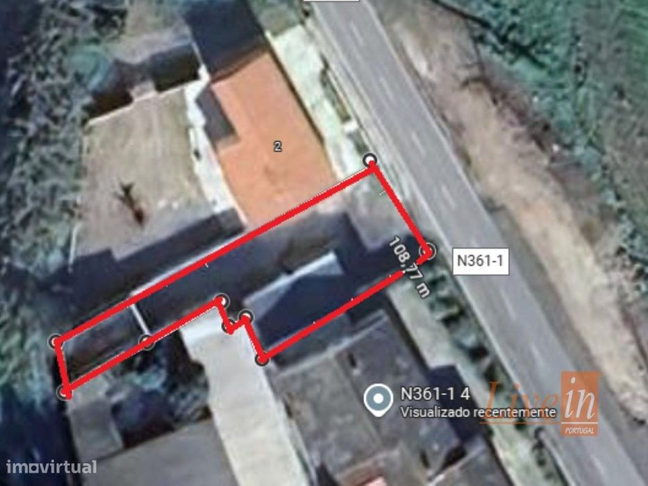 Terreno com Armazém junto a Campelos