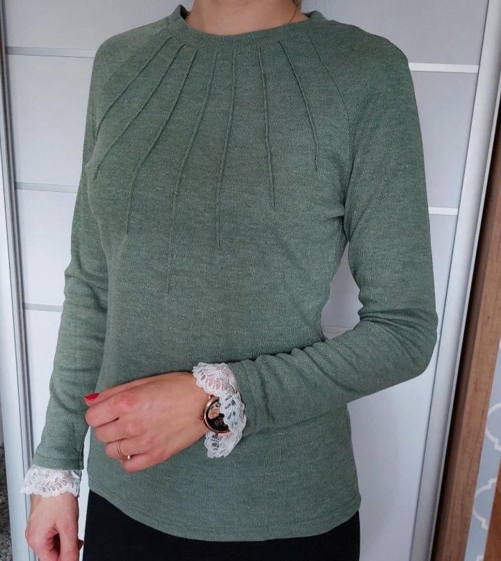 Nowy sweter damski cienki elegancki S 36 z koronką