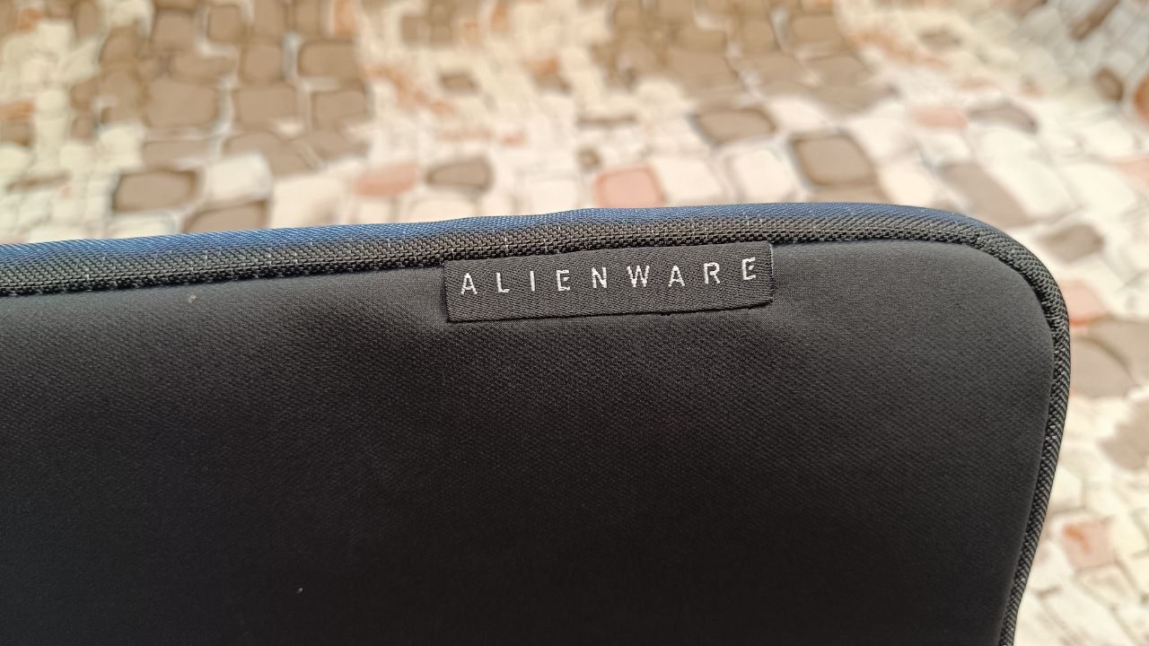 Чохол сумка для ноутбука 14, 17.3  Dell Alienware чехол Alien