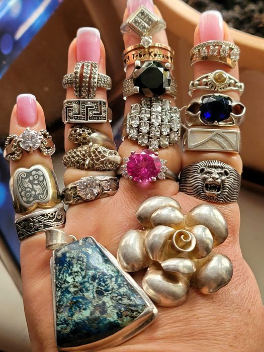 Продам серебро 925 пр.
