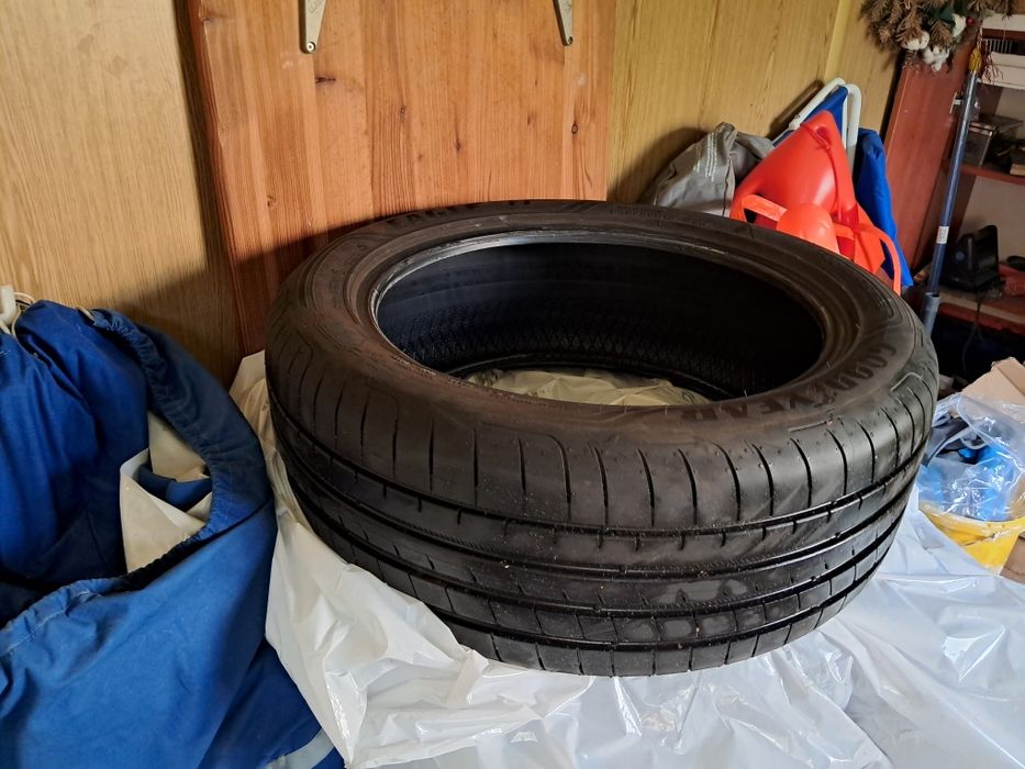 Opony letnie Goodyear 245/45 18"
