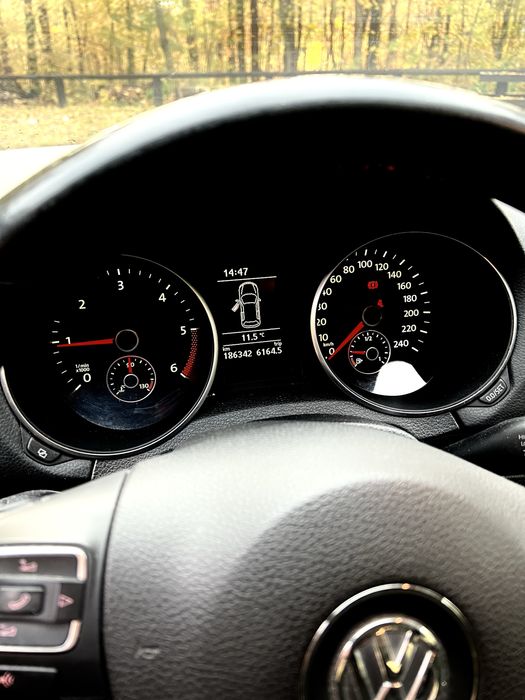 Volkswagen Golf Variant Kombi 1.6 TDI 105KM