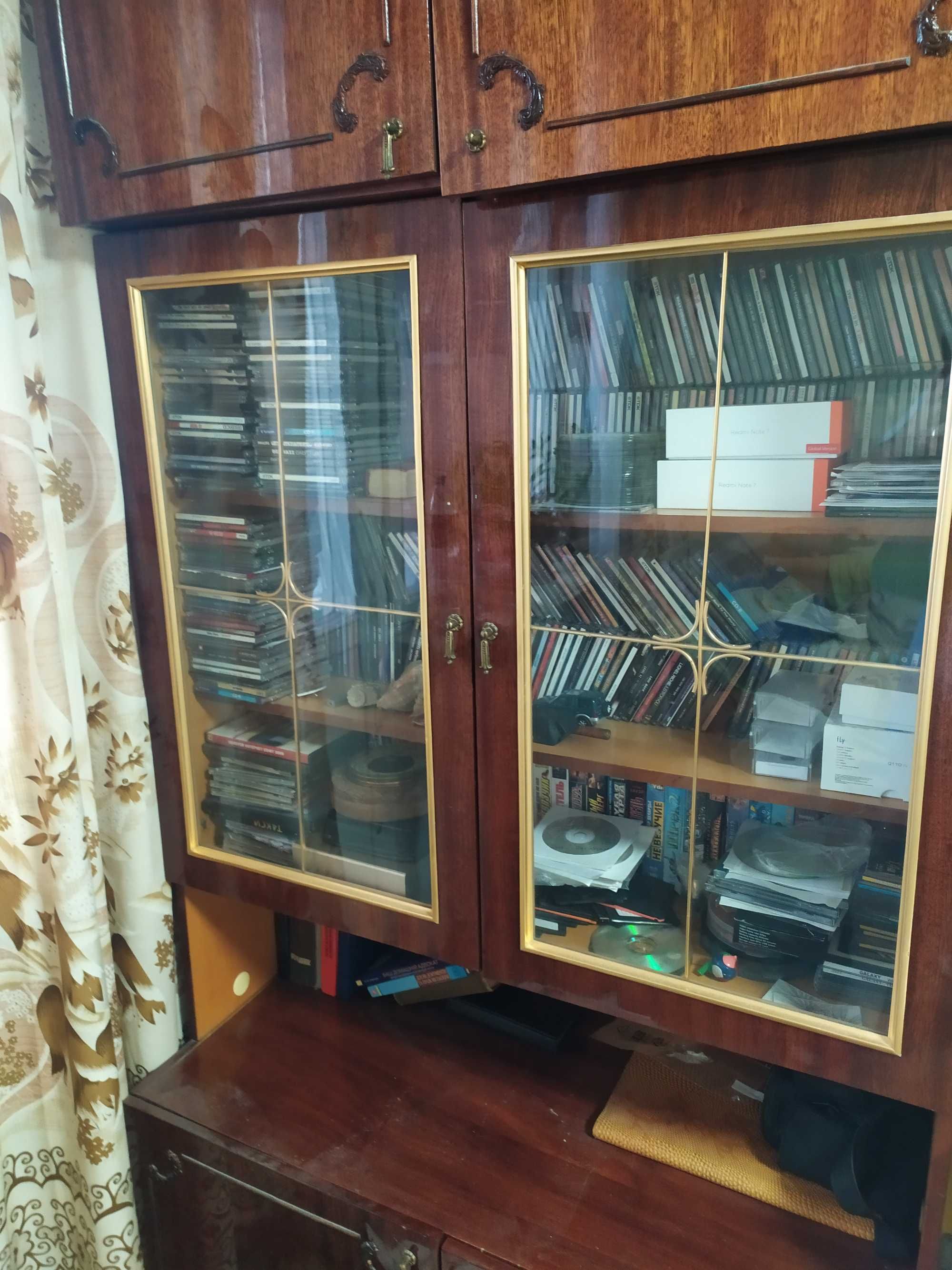 Продам стенку б/у