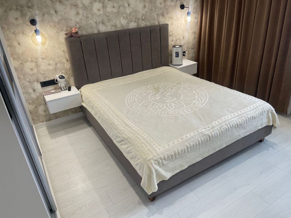 Продам 3 комн ЖК Аржанова