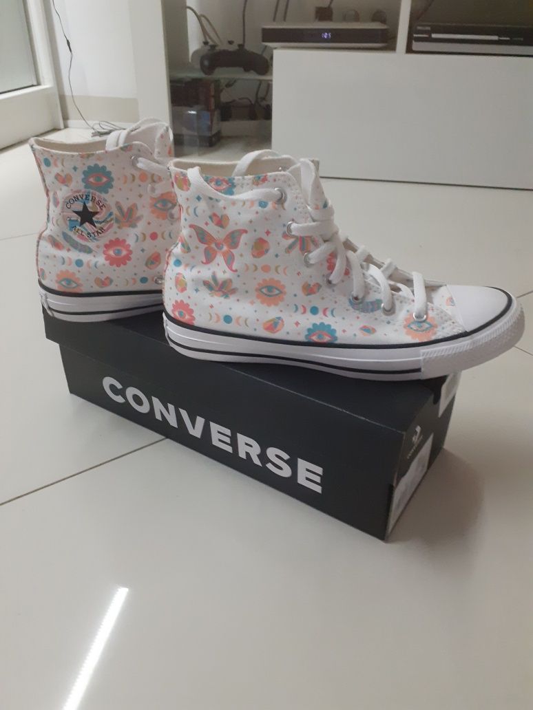 Trampki Converse r.39 dziecięce damskie