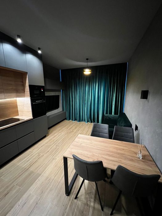 Сдается однокомнатная квартира вип класса в ЖК Маринист