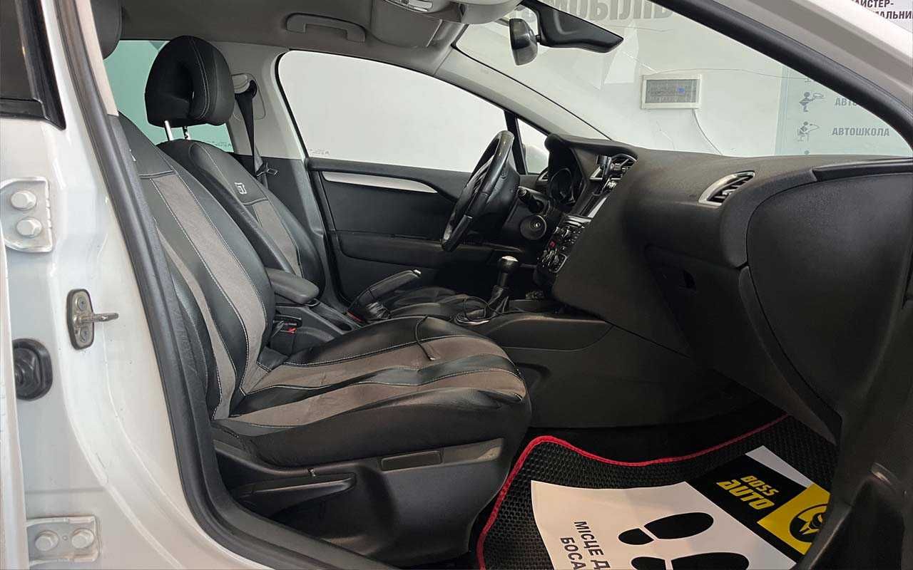 Citroen C4  2011