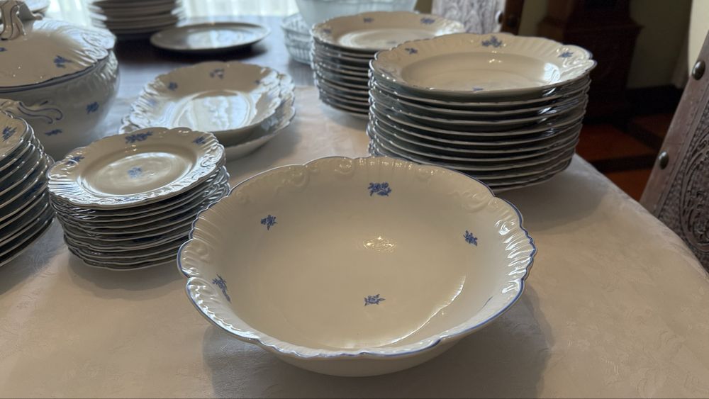 Servico jantar Vista Alegre completo