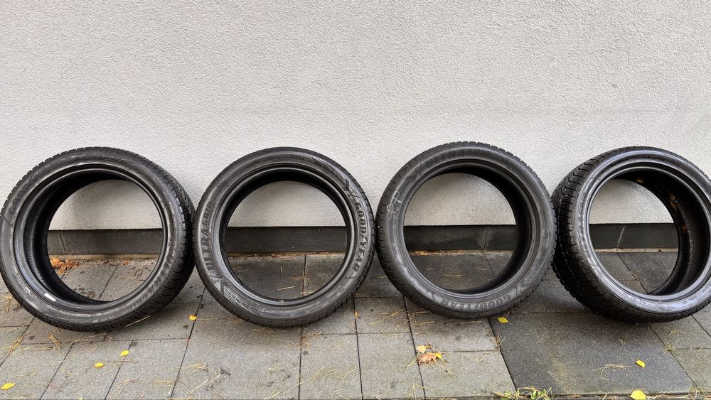 Opony zimowe używane 225/45 R18 Goodyear UltraGrip Performance gen1