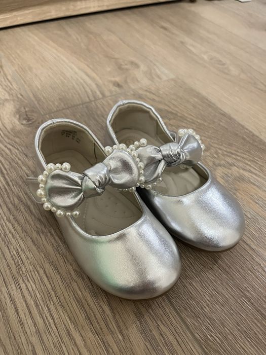 Туфлі для дівчинки 24р