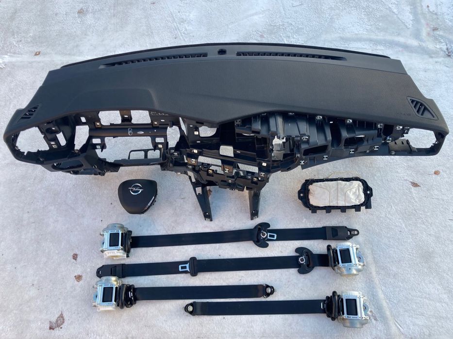 opel mokka 2 ii deska kokpit konsola poduszki pasy