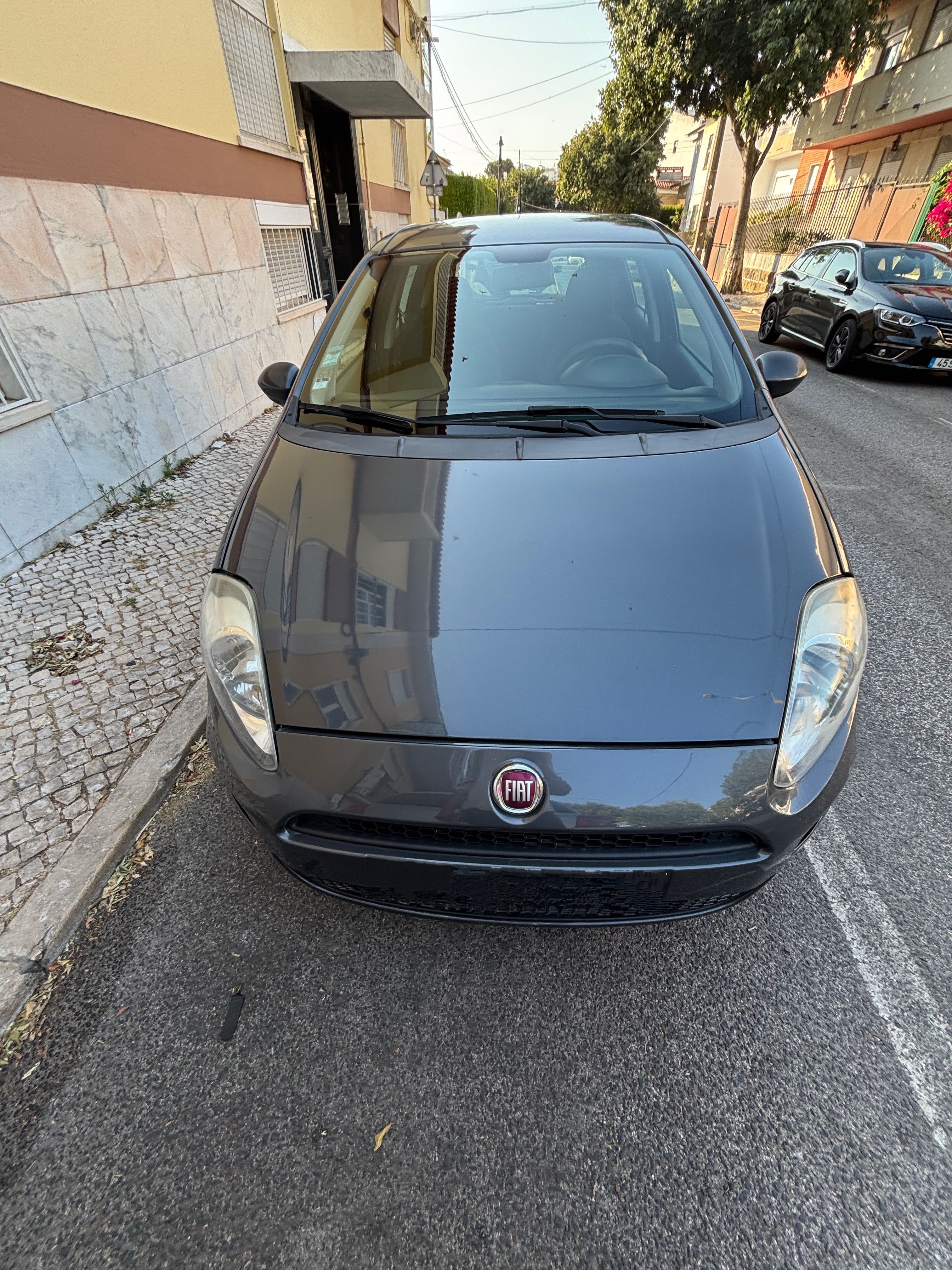 Fiat Punto 2014  em bom estado de conservação