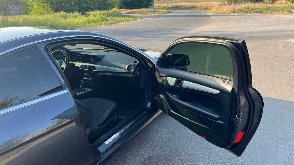 Mercedes-Benz C250 Coupe