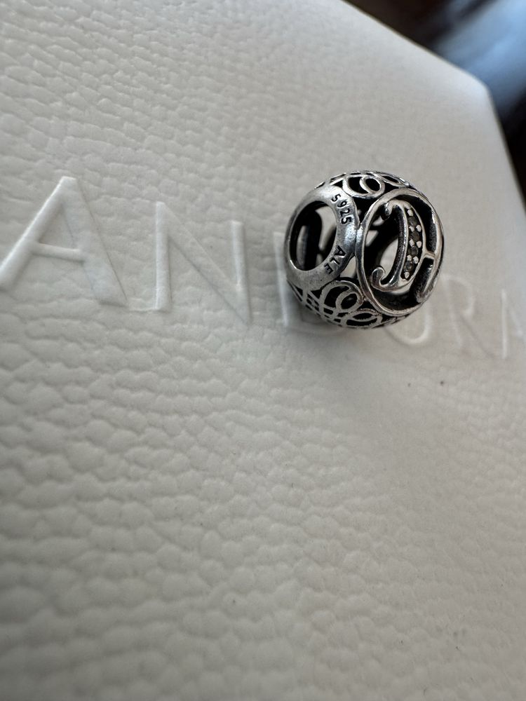 Pandora H vintage