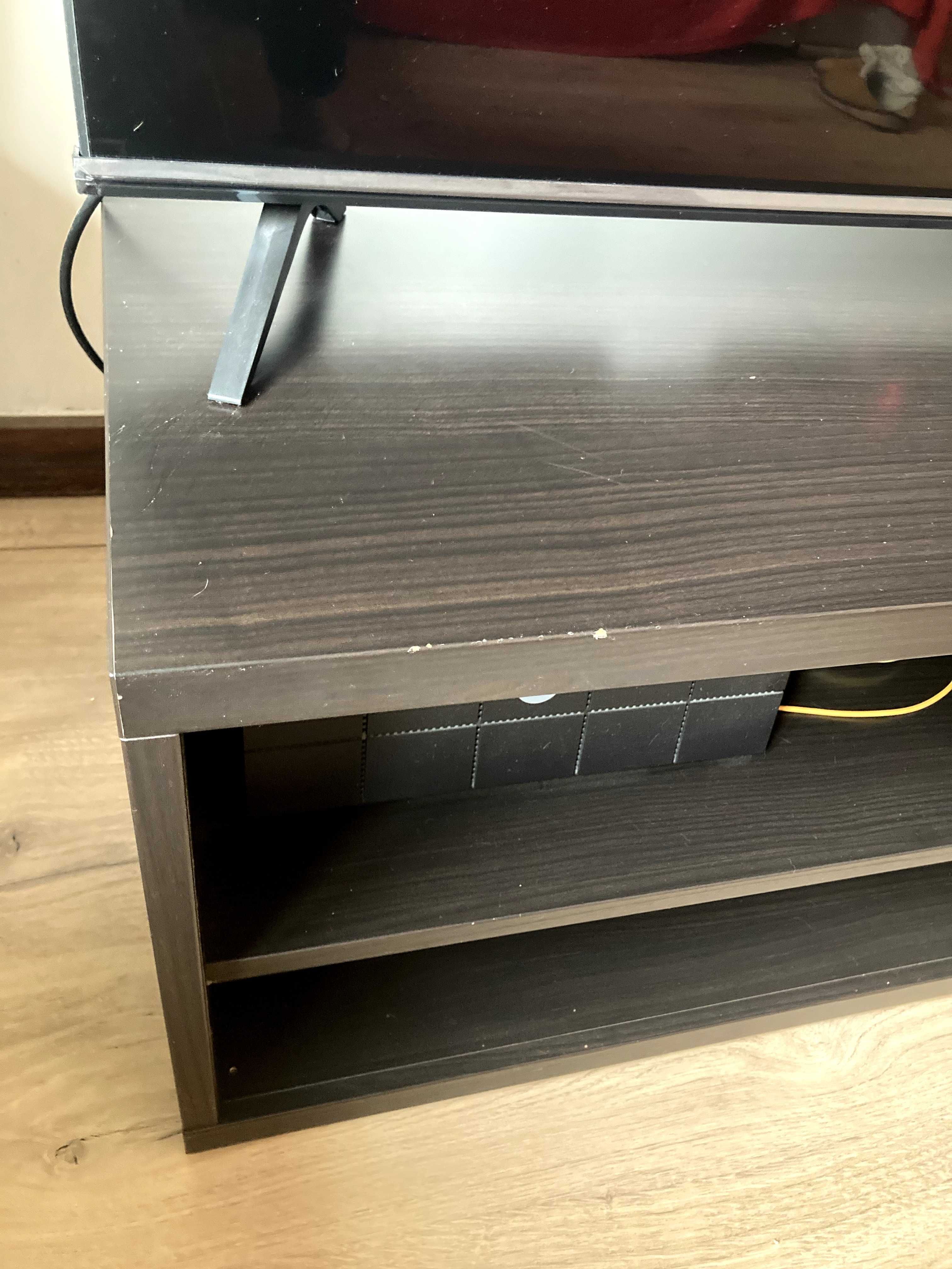 IKEA - Móvel de TV - Bom Estado com sinais de uso (preto)