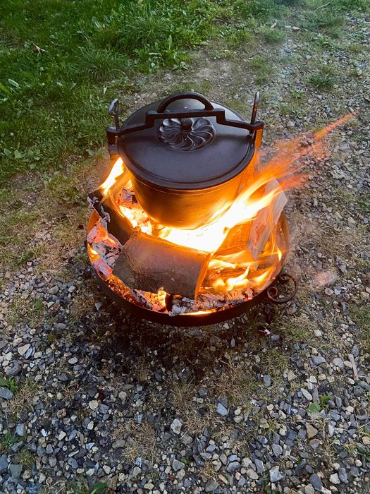 Grill polski trójnóg kuty żeliwny duży ruszt nierdzewny ognisko zima