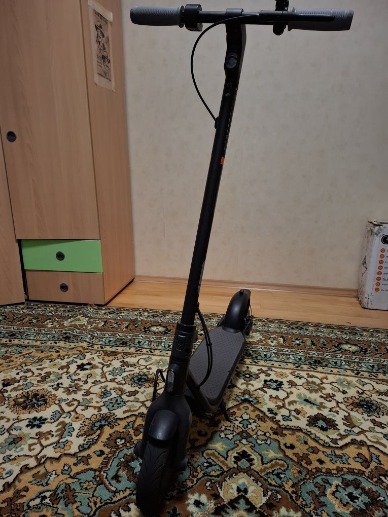 Електосамокат F25E