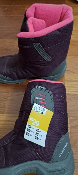 Botas Quechua novas