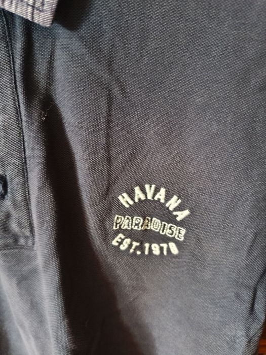 Polo azul marinho da marca Tiffosi