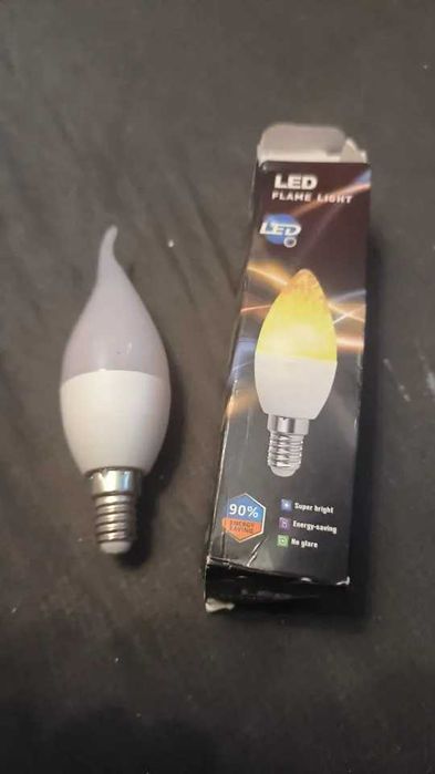 E14 LED żarówka pochodnia 4 tryby, symulacja ognia.