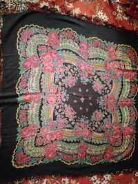 Большой платок с бахромой шерсть 140×140 см