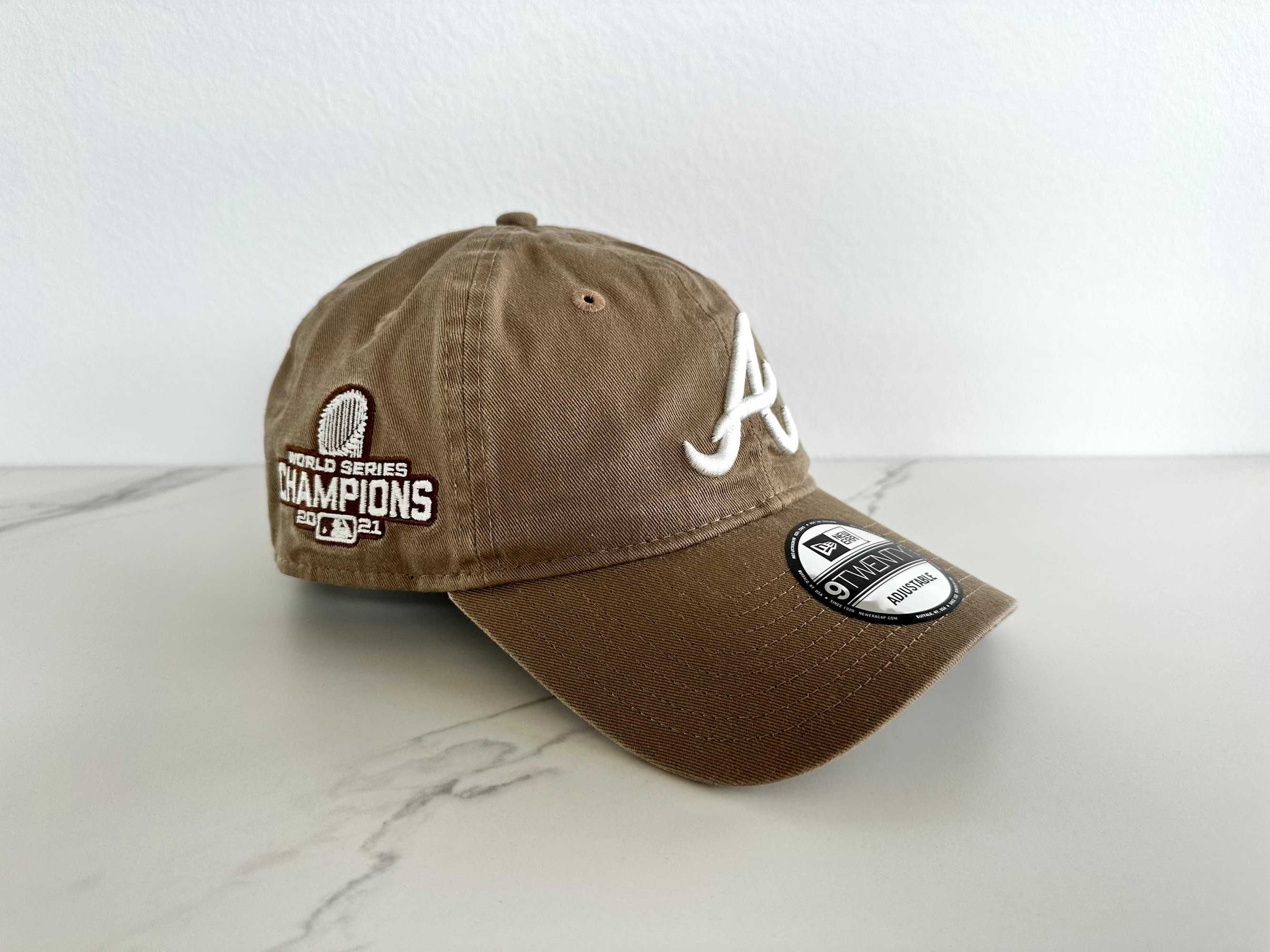 Czapka z daszkiem NEW ERA 9TWENTY 920 Atlanta Braves WSC 2021 brązowa