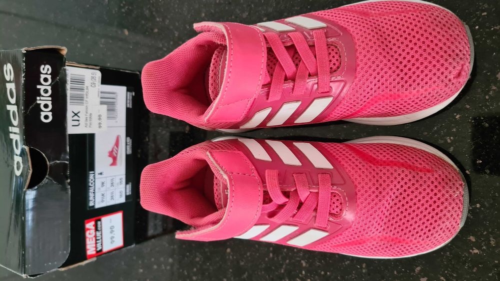 Buty sportowe dla dziewczynki Adidas rozmiar 26,5