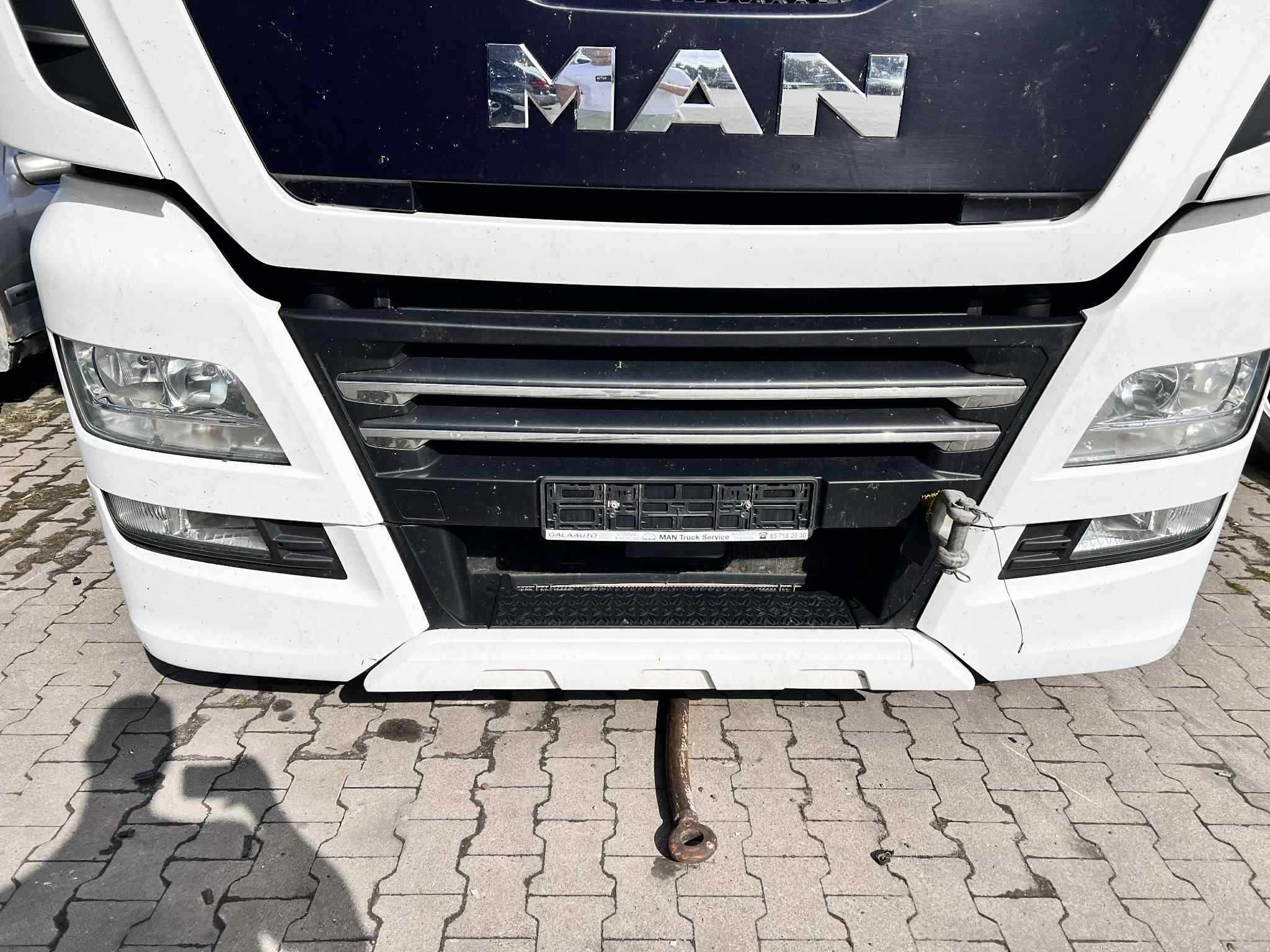 Man TGX LIFT XLX EURO 6 2018r Front Przód kompletny zderzak Lampy