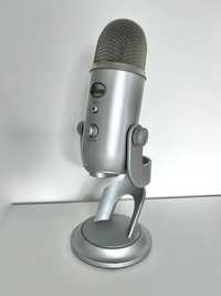 Microfone Blue Yeti com cabo USB e Pop Filter