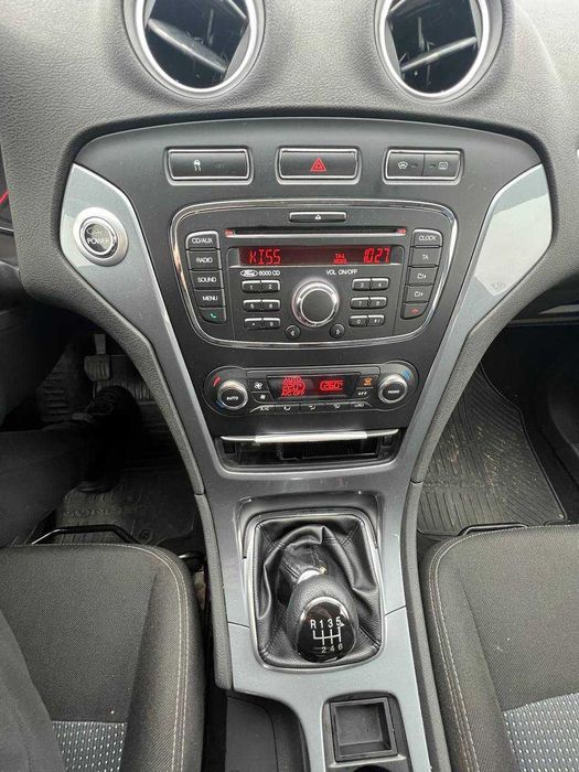 Продам Ford Mondeo 2012 1.6 бензин,механіка офіційний 155 тис пробіг