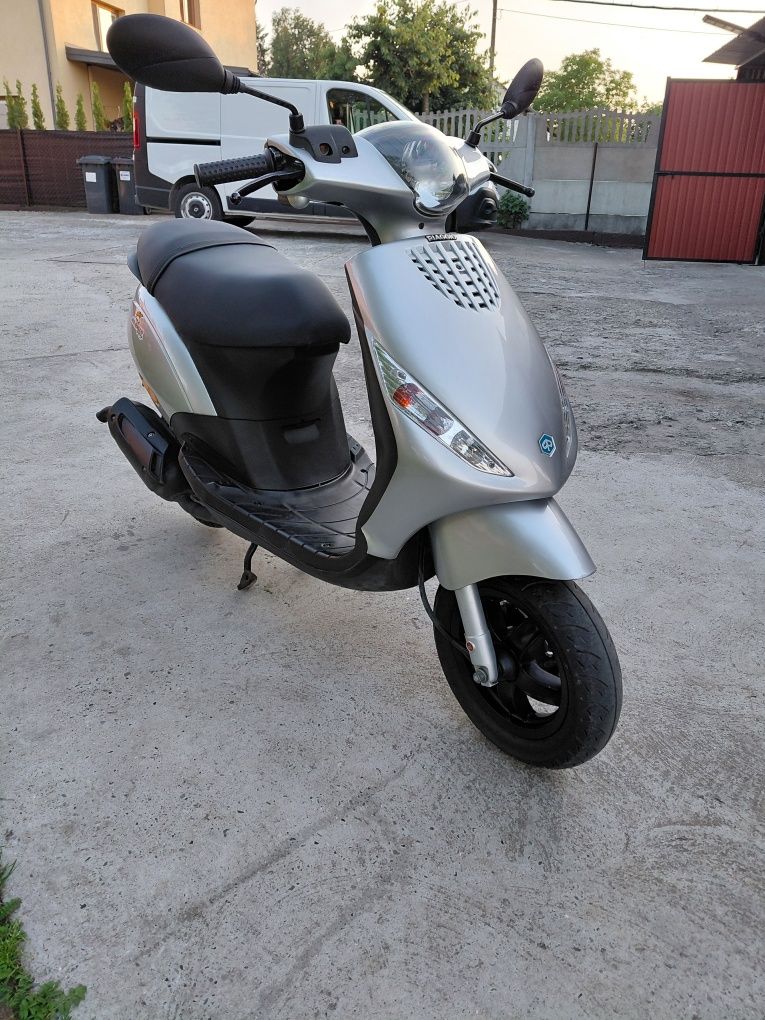Sprzedam skuter piaggio