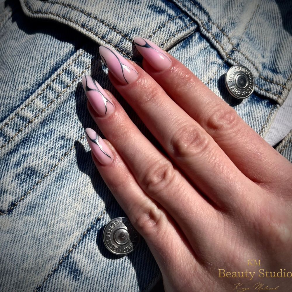 Stylizacja paznokci,pedicure henna pudrowa Pruszcz Gdanski