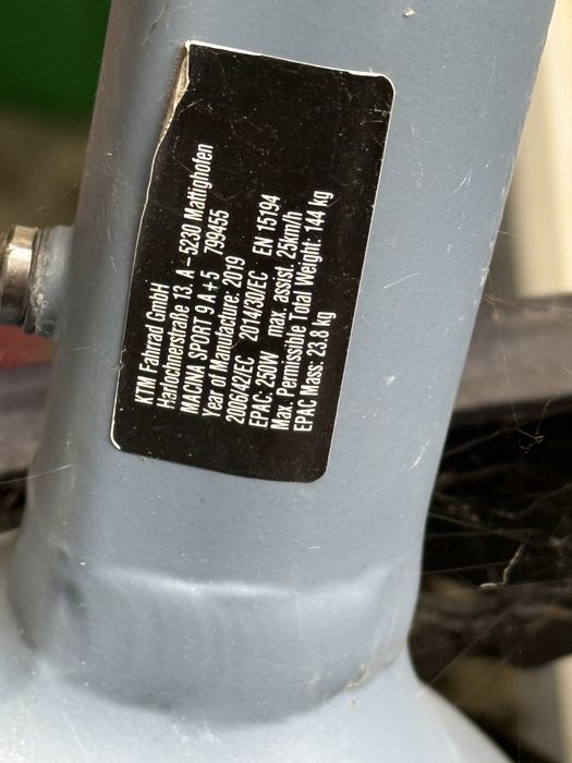 Rower elektryczny KTM Macina Sport 9A+5