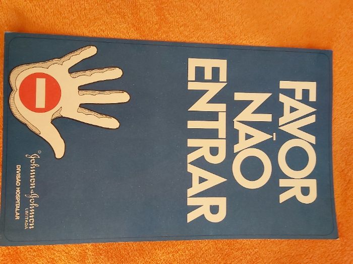 Cartaz antigo - FAVOR NÃO ENTRAR - Johnson & Johnson