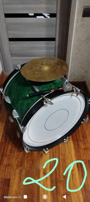 Барабаны Томы  походные