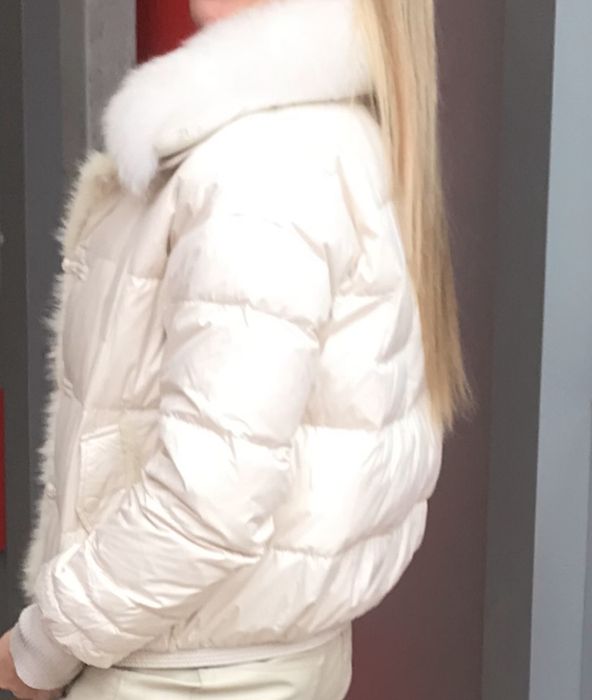 Куртка жіноча.пуховик ворот натуральне хутро