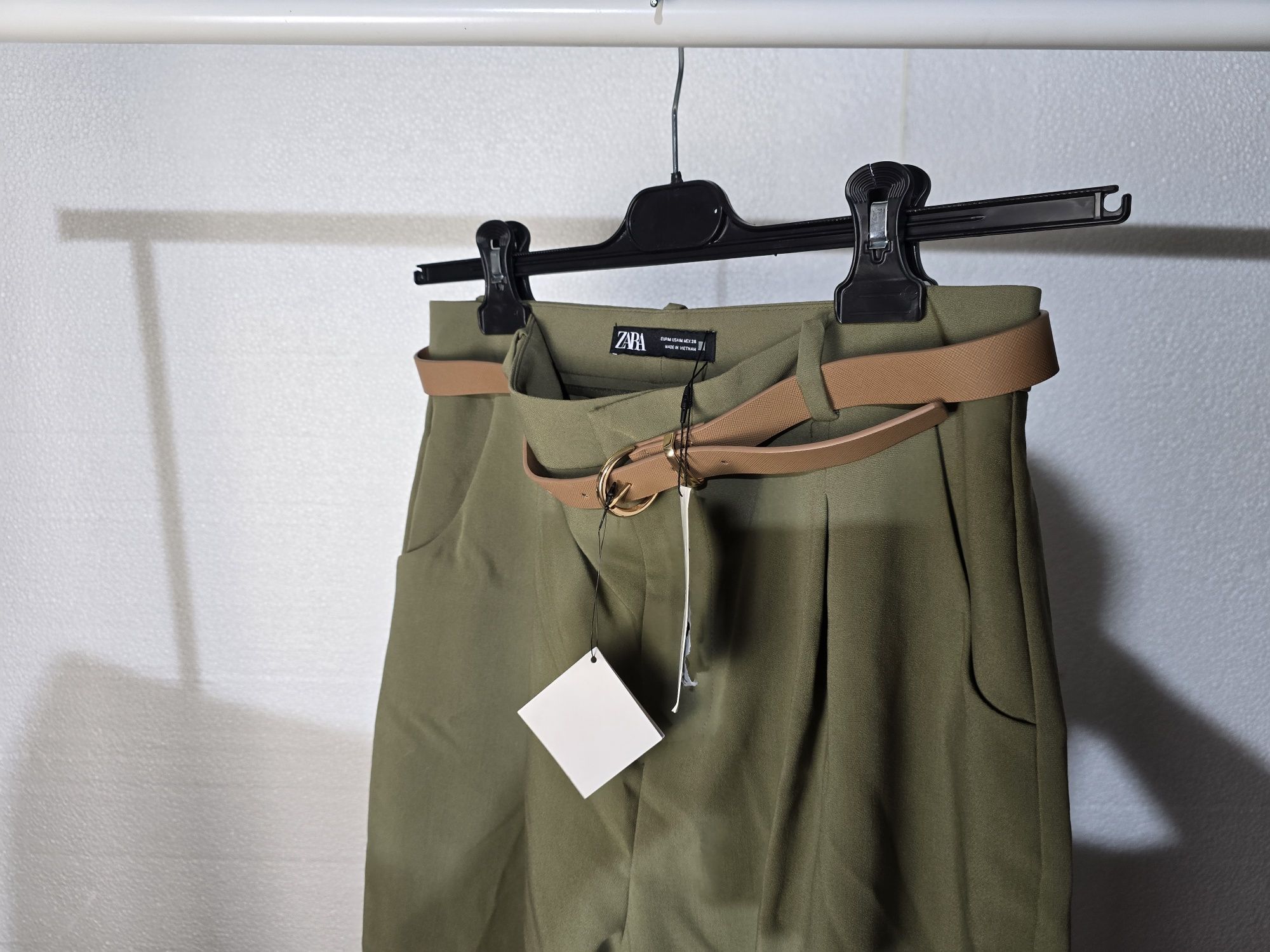 Calças da Zara novas tamanho M