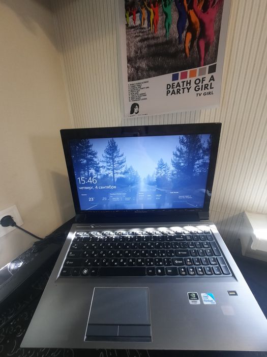 Ноутбук LENOVO V570