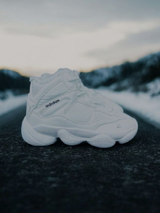 Жіночі шкіряні зимові кросівки Adidas/зимние белые ботинки адидас